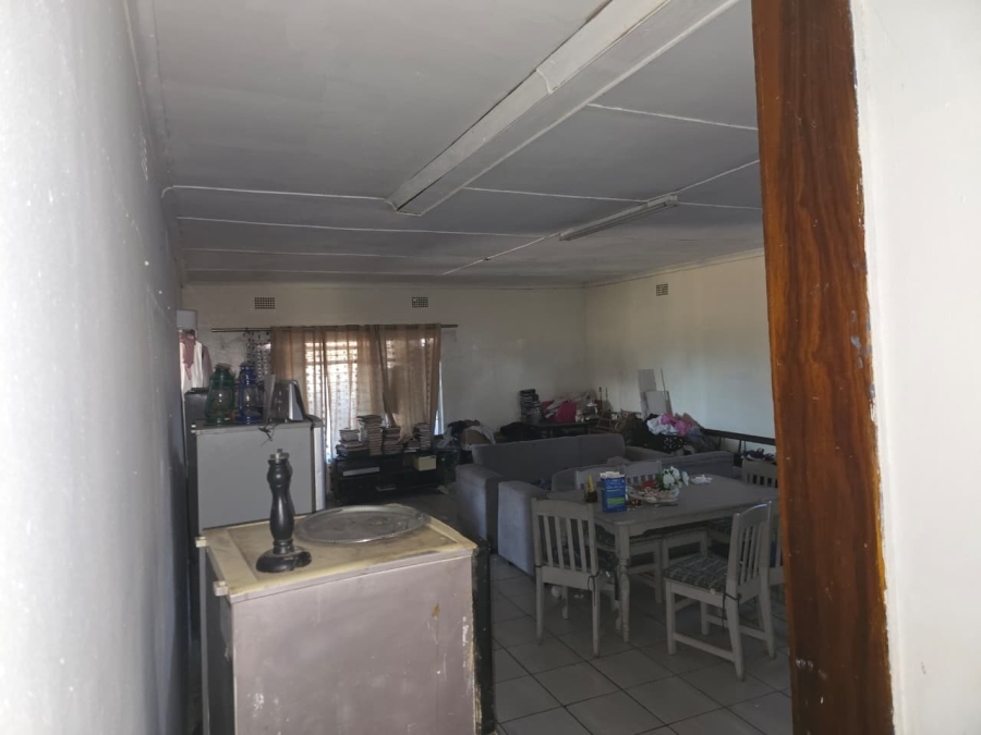 5 Bedroom Property for Sale in Oos Einde North West